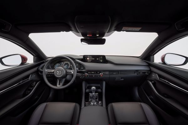 2025_mazda3_src_int_01_lowres