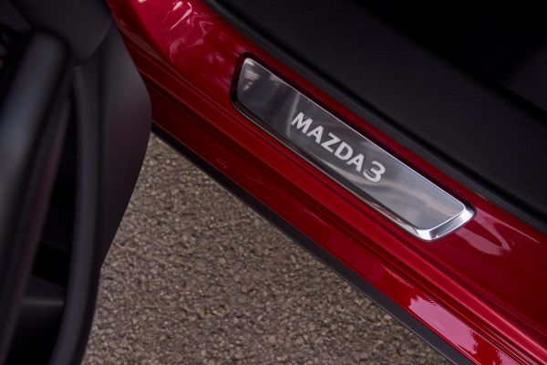 2025_mazda3_src_int_07_lowres