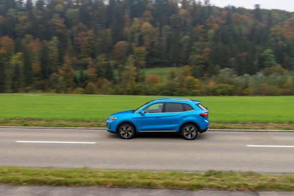 241016_MG_ZS_Hybrid-6
