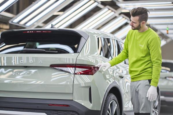 250918_skoda-auto-builds-4-millionth-suv_672c3be2_media_low (1)