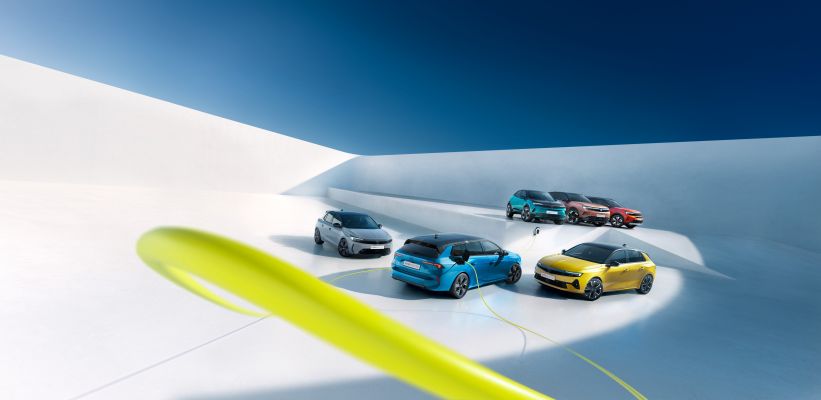 DievollelektrischeOpelModellpaletteaufeinenBlickvomkompaktenCorsaElectricberdasRaumwunderFronterabiszumleistungsstarkenGrandlandElectricemissionsfreialltagstauglichundbereitfrjedeHerausforderung.