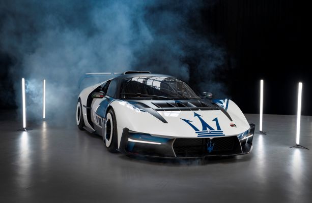 01_MCXtrema Delivery_Maserati Modena_ok