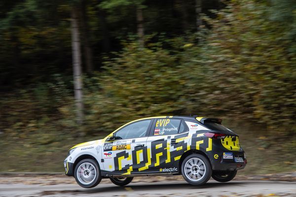 08_Opel_528802