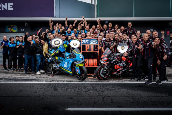 300 VOLTE APRILIA RACING