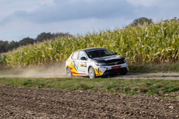 Opel_528742