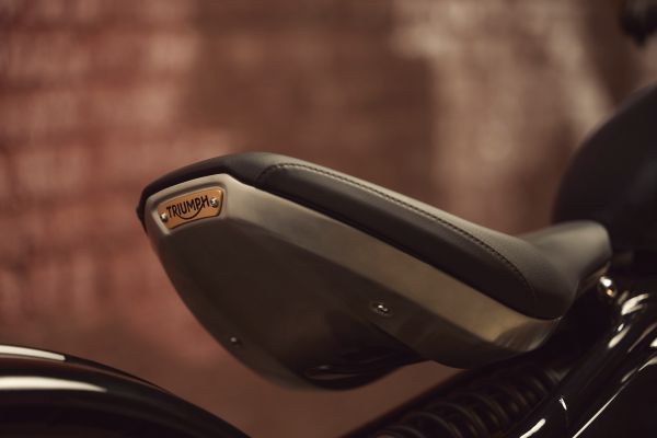bobber-1200-my26-26344-jp