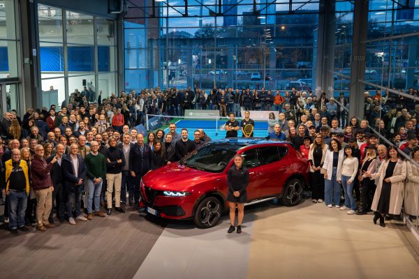 AlfaRomeoTonaleeJasminePaolini