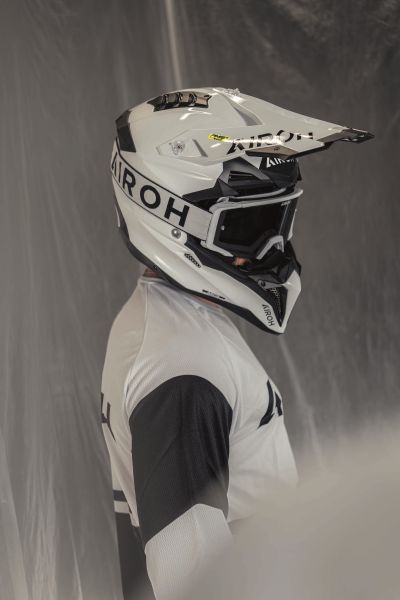 AIROH_AVIATOR 3 EVO (14)