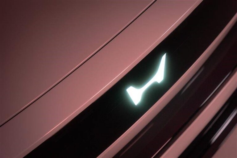 New H Mark Symbol