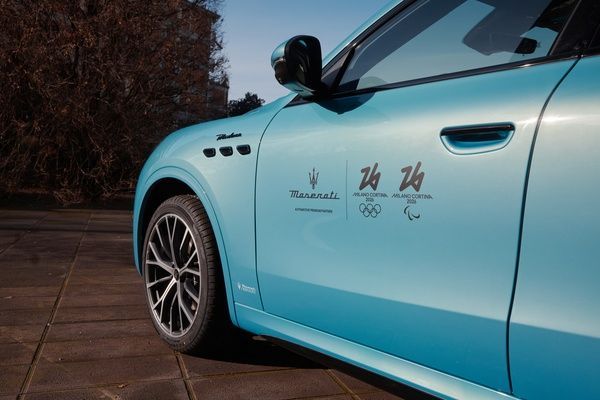 MaseratiGrecaleCristalloSpecialEdition_Milano-Cortina2026 (2)