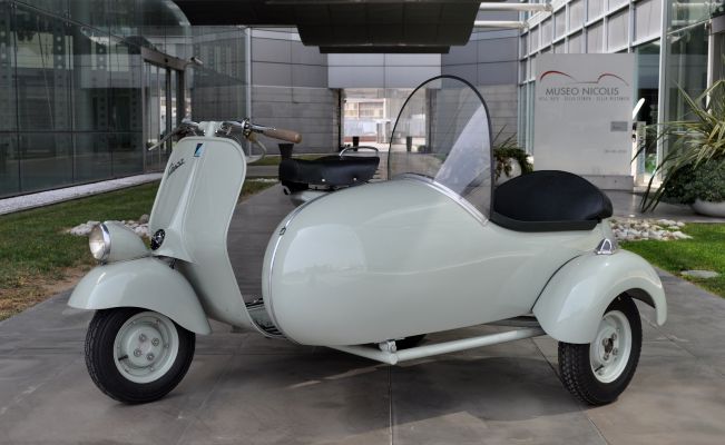 Museo Nicolis, Piaggio Vespa con sidecar, ph. Museo Nicolis (6)