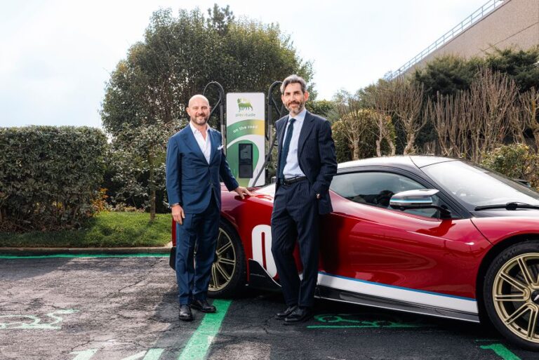 Paolo Martini, CEO Plenitude on the Road, e Paolo Dellachà, CEO Pininfarina_