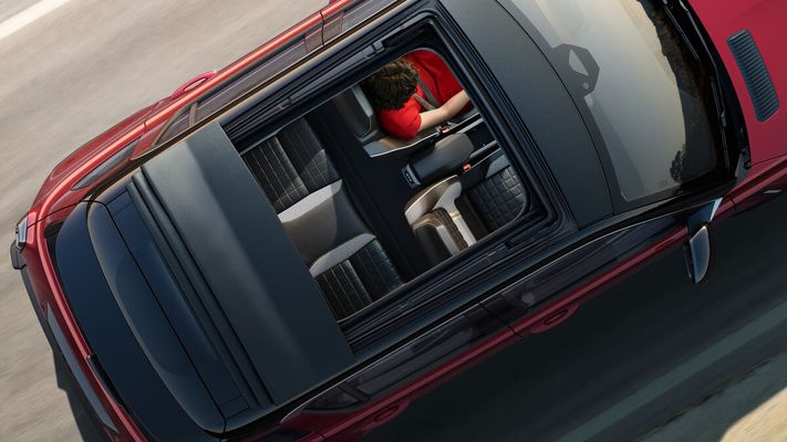 AjJkxLDxk2QY-images-lq-Renault 4 E-Tech Electric Plein Sud (5)