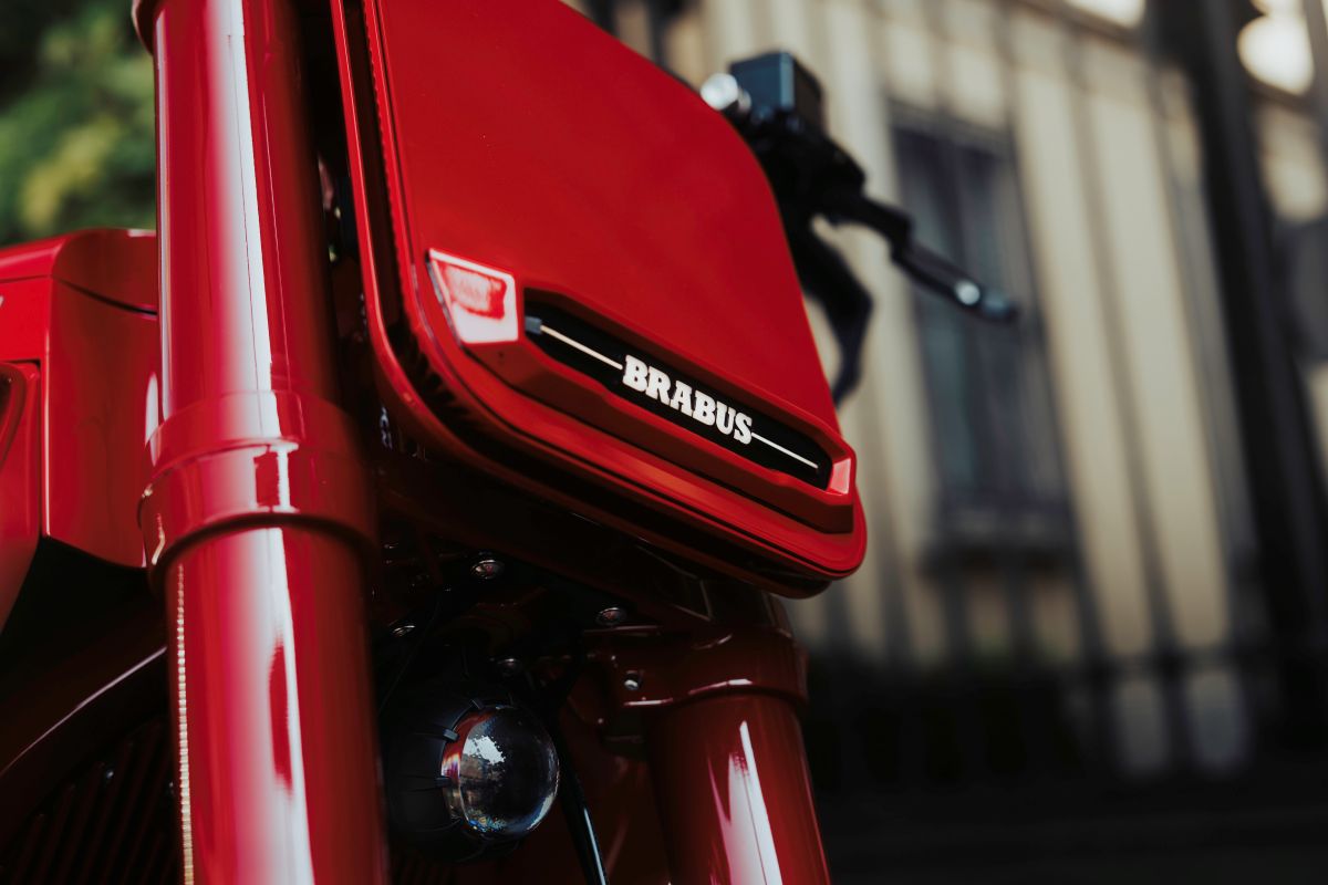 BRABUS URBAN E FIRST EDITION_FUSION RED - (Credit: BRABUS)