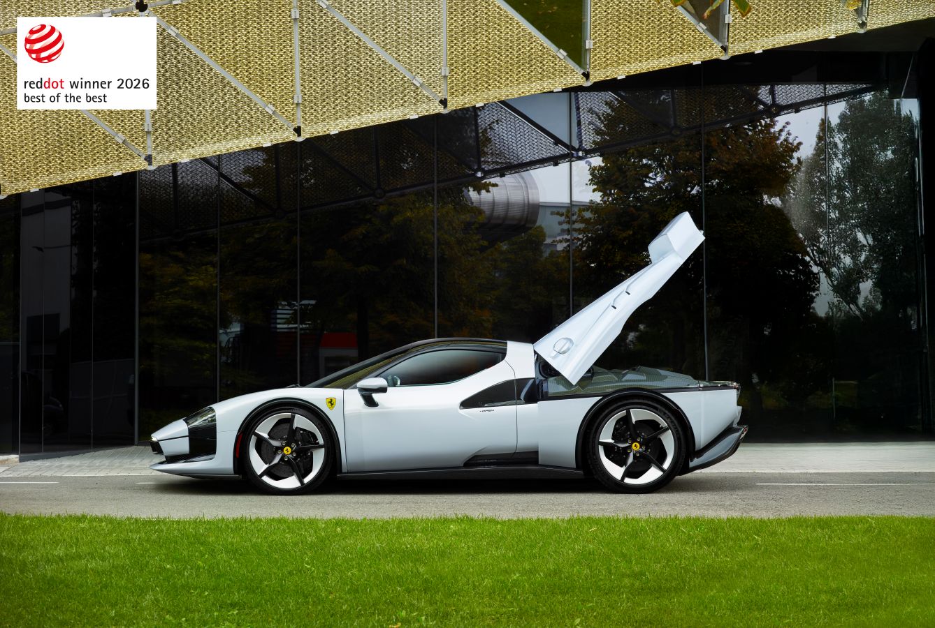 Ferrari_SC40_EXT__9 RED_BoB_3841341d-5b5d-499f-bcd1-fe40f8ccb183
