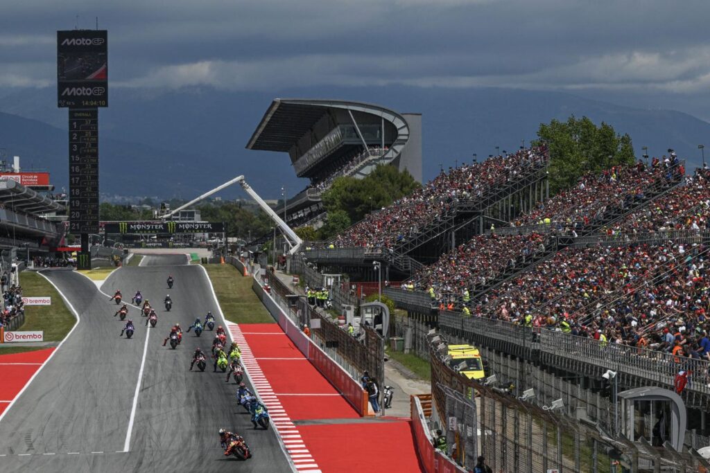 The great atmosphere at the Circuit de Barcelona-Catalunya