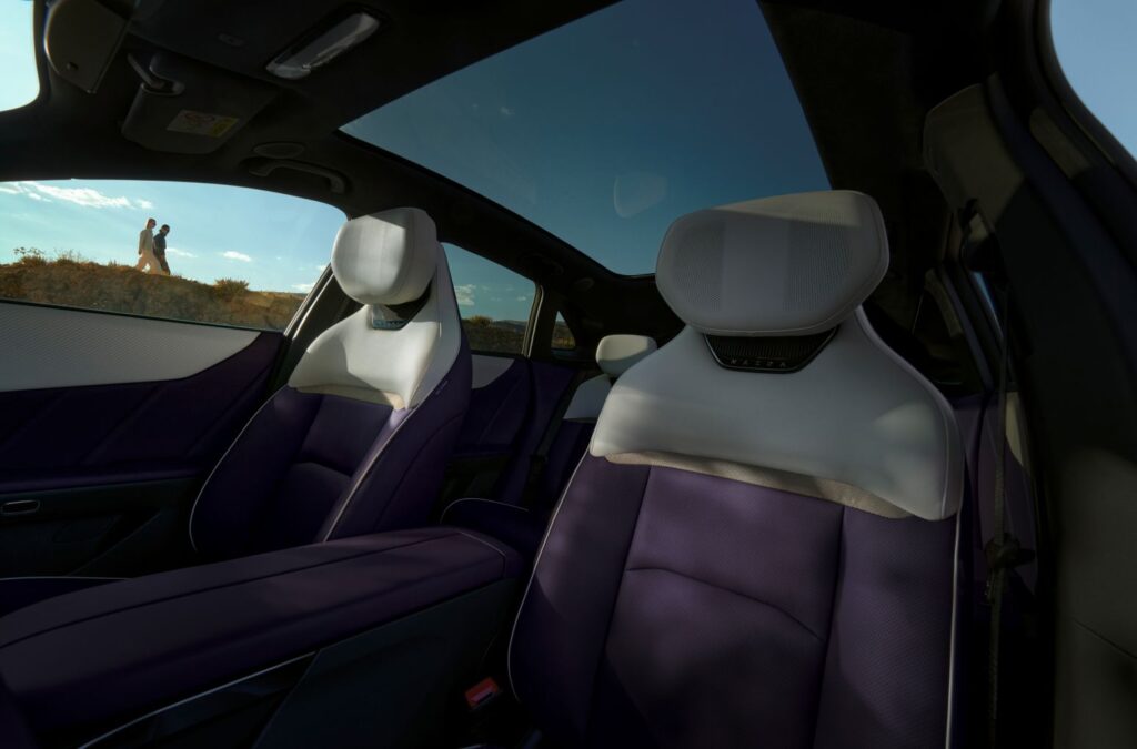 mazda_cx-6e_global_nv_interior