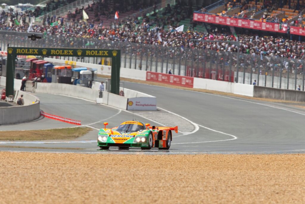 MAZDA FEIERT 35 JAHRE 787B – DIE ROTATIONS‑IKONE ZURÜCK AUF DEM CIRCUIT DE LA SARTHE
