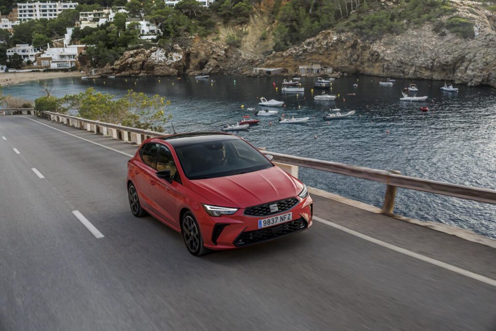 new_seat_ibiza_action_front
