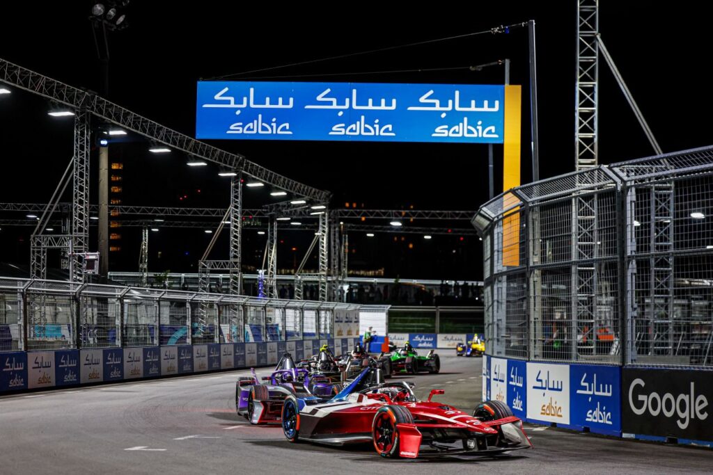 Citroën Racing Returns to the Podium