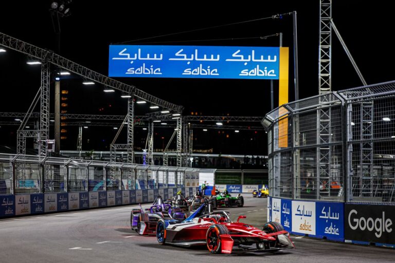Citroën Racing Returns to the Podium
