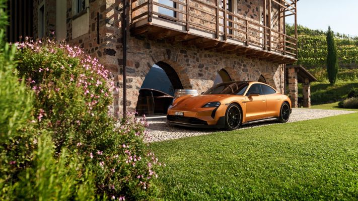 Porsche Taycan Turbo GT Sonderwunsch – one off customization for a Swiss client, 2026