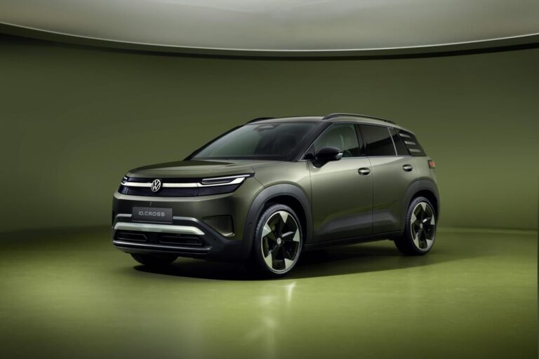 Pre-sales of the new model will also start just in time for today's world premiere: Swiss customers can now use the ID. Cross in the trim levels „Life“ and „Style“