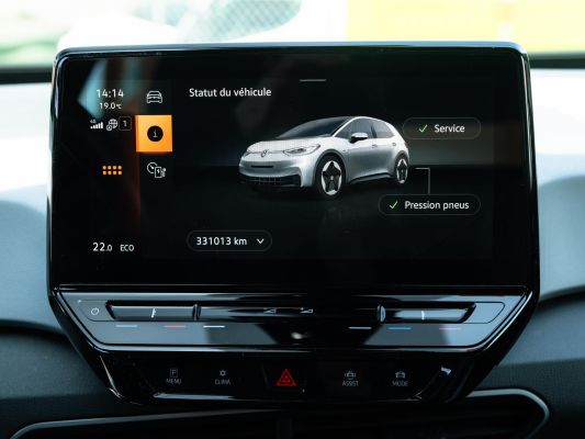 The ID.3 Pro S with over 330,000 kilometers on the speedometer