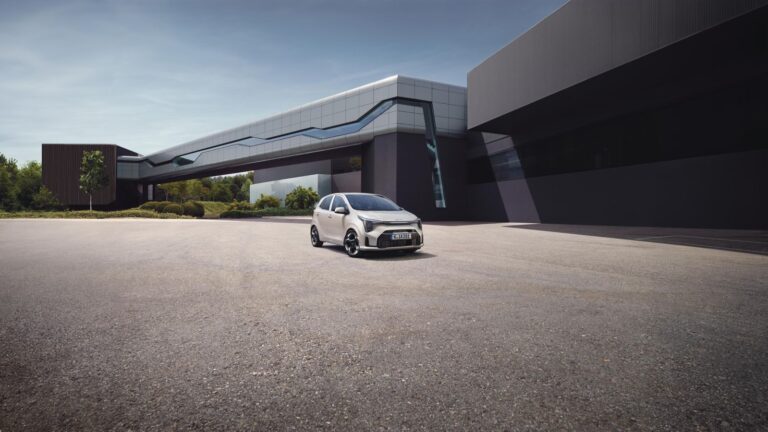 Kia Picanto front