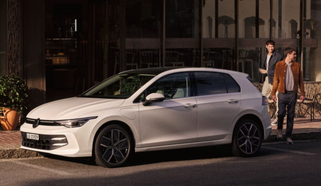 VW Golf 2026