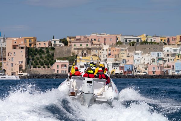 Raid Club Gommone Milano-Naxos fuoribordo Suzuki