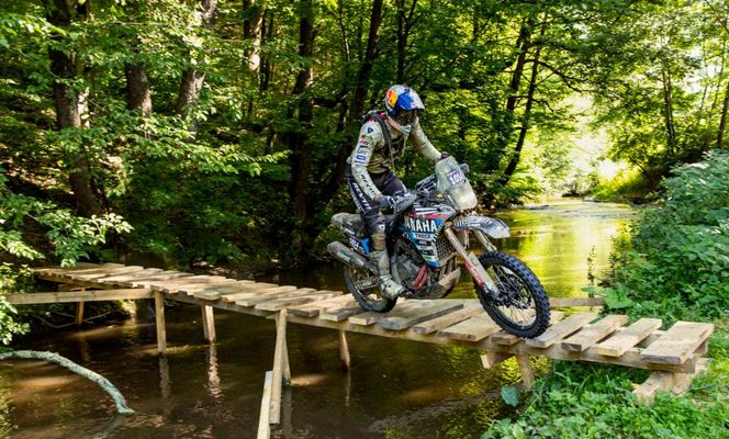 Tarrés, Gallas and the Ténéré 700 defies the Carpathians at the 2026 Red Bull Romaniacs