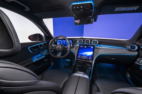Mercedes-Benz C-Class Estate Plug-In Hybrid, Lavender Silver, model year 2026.