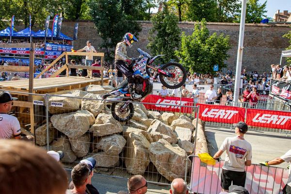 Tarrés, Gallas and the Ténéré 700 defies the Carpathians at the 2026 Red Bull Romaniacs