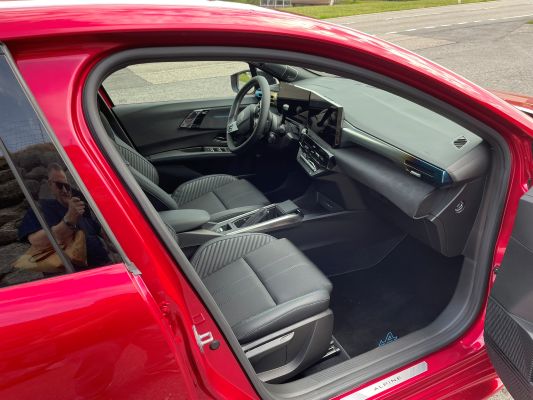 Renault Clio 6 esprit Alpine full hybrid E Tech 160