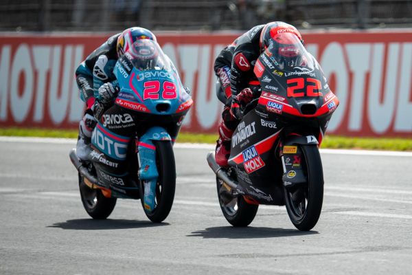 David Almansa (KTM) - Maximo Quiles (KTM) - Moto3 at Motegi. 