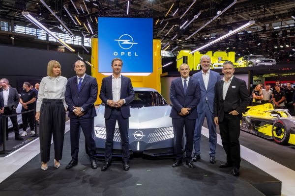 World premiere of the Opel STX Concept at the Mondial de l'Automobile Paris.