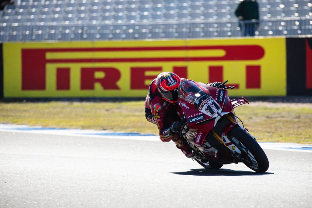WorldSBK Estoril 2026: Bulega sets record with 29 wins.