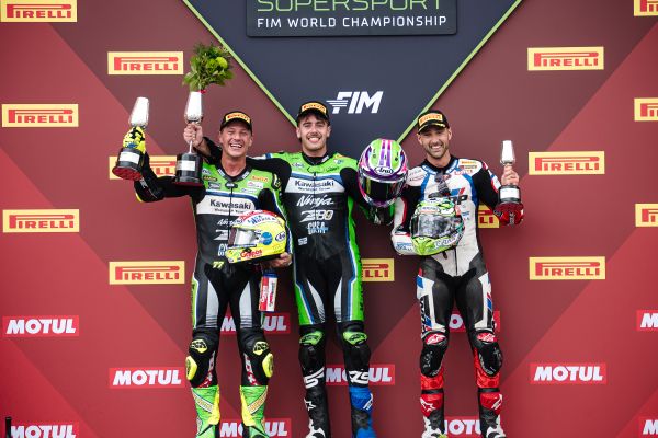 WorldSSP race2 podium.